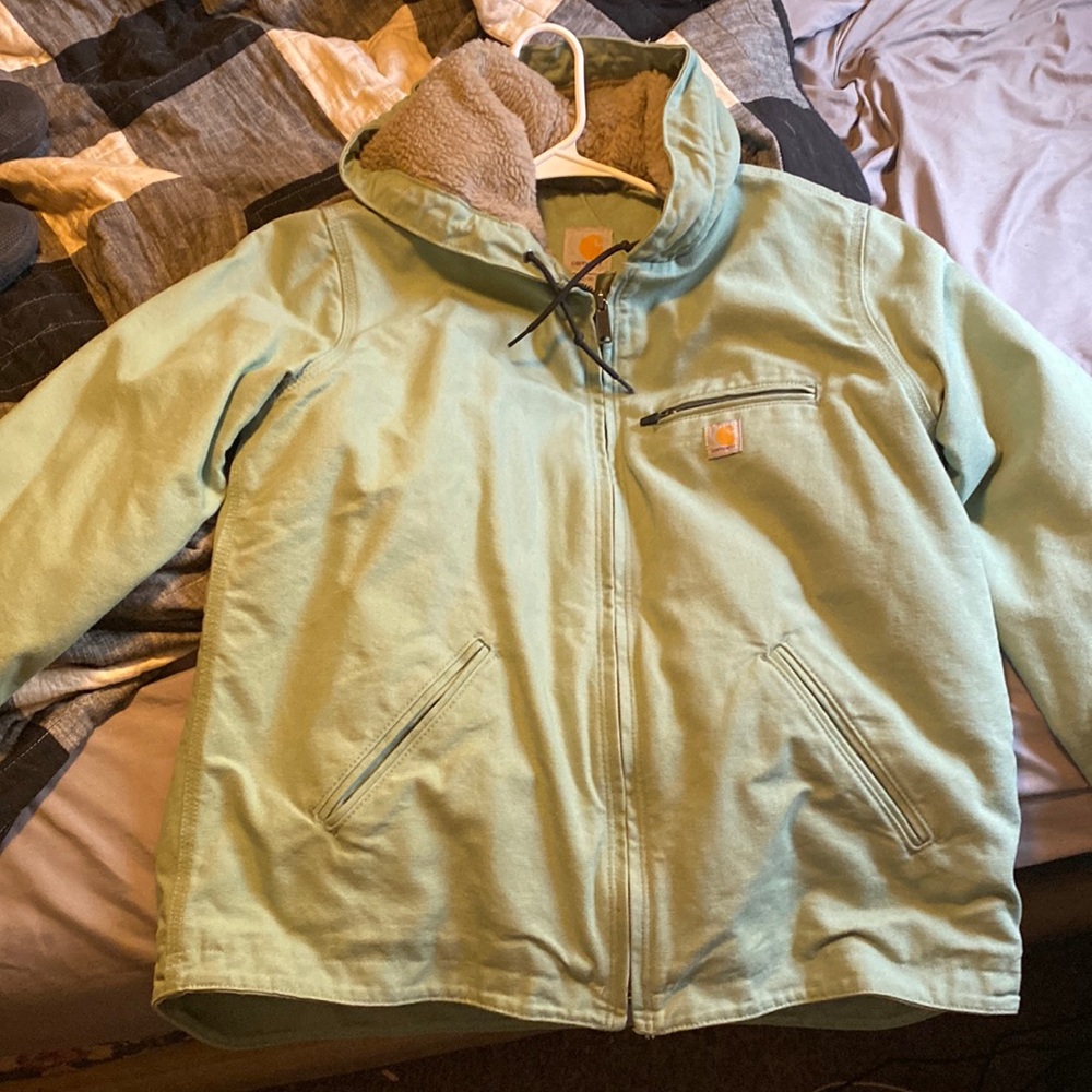 Seafoamy green carhartt jacket super comfortable only worn a few times